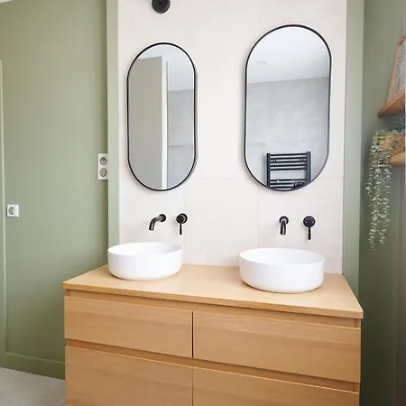 La Maison Lumen Vakantiehuis Montagnac (Herault)